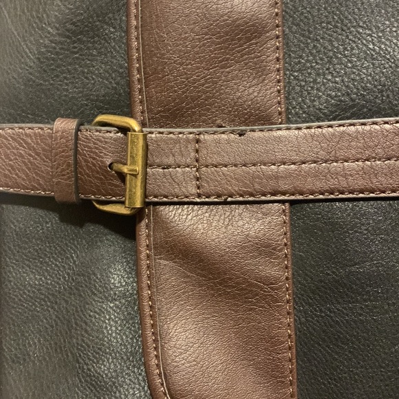 ALDO MESSENGER BAG. Never used. - Picture 2 of 9